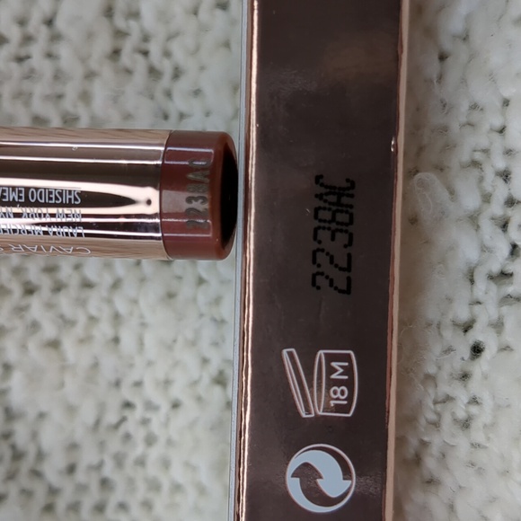 laura mercier RoseGlow Caviar Stick Eye Shadow in Forbidden Rose, 1.64g/0.05oz - Picture 6 of 9